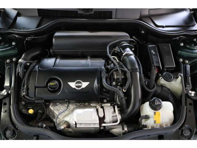 機関良好です。自社整備工場完備しておりますので購入後のアフターもお任せください。