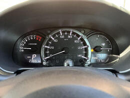 在庫車の全車に専門業者のルームクリーニング施工済！