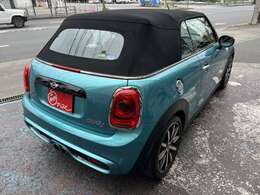 信頼と安心のアップルです。当店で買取をした車を厳選して並べさせて頂いております！下取りのご相談もお気軽に御相談ください！御不明な点・ご質問はお店までご連絡を下さい。無料電話　0078-6003-118510　です。