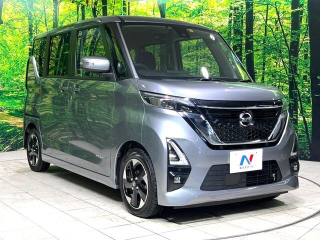 大好評のボディコーティング「弾スプラッシュコート」もご納車までに施工可能。通常のガラスコートと異なる、耐久年数6年の無機質ガラスコーティングが、ボディをキレイな状態に保ってくれます。