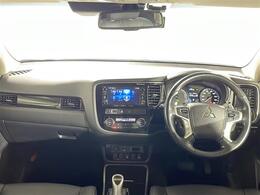 【インパネ全体】全方位で視界が広く、高い目線で運転もしやすいです！