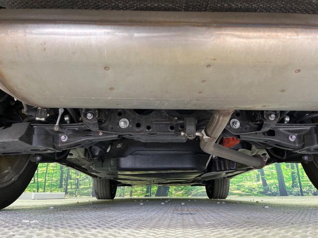 下回りがきれいなうちに、防錆加工の施工がオススメ。降雪地域はもちろん、沿岸部にお住いの方や、趣味でマリン・ウィンタースポーツをされる方にご好評いただいております。