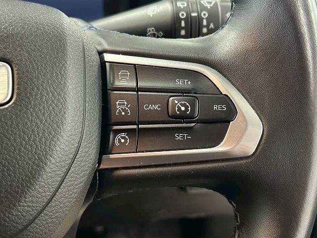 【クルーズコントロール】装備車両です。遠距離ドライブの高速道路などでは大活躍で疲労軽減に役立ちます。