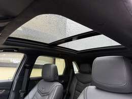 日本全国への遠方販売も可能です！来店無しでの購入は何かとご心配も多いことかと思います。メールやLINEなどで車両状態を細かくお伝えできるように努めさせて頂きますので、お気軽にご相談下さい。