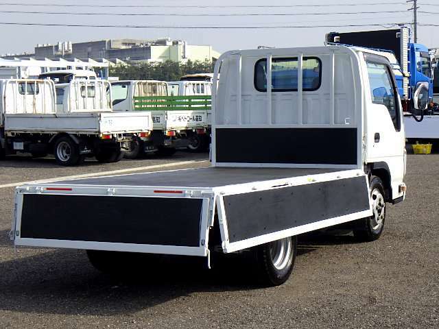 いすゞ　エルフトラック　平ボデー　標準　10尺　全低床