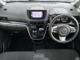 インパネ周りの画像です。店舗にて現車の確認もいただけますので、お電話で在庫のご確認の上是非ご来店くださいませ！！！ワクワクするクルマ選びをご提案します！