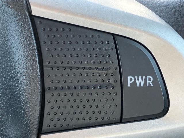 ステアリングのPWRボタンで、走行モードの切り替えが可能！ストレスのない加速ができるパワーモードと燃費重視のエコモードをお楽しみいただけます！★