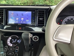 ナビ搭載ですので、遠距離へのお出かけもお任せ下さい。