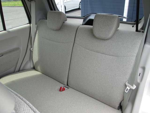 気になる車は弊社に是非一度お問い合わせください！ご来場の際は、商談が重なる事が増えていますので事前に在庫有無をご確認ください！！