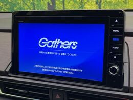 【純正10インチナビ】人気の純正ナビを装備しております。ナビの使いやすさはもちろん、オーディオ機能も充実！キャンプや旅行はもちろん、通勤や買い物など普段のドライブも楽しくなるはず♪