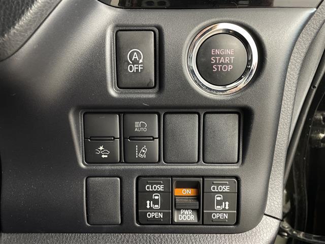 【運転席操作部】快適なドライブを楽しむための機能が装備されています！運転席から触れるので、使いやすいです！除菌プランいれていただくと、さらに清潔で安心していただけます！