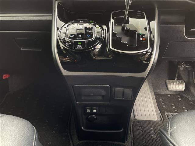 【アクセルブレーキ】傷も少なく状態が良いので、アクセルやブレーキなどの動作はとてもスムーズです！