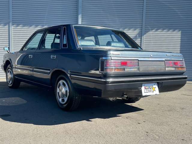 日産 セドリックセダン NY30 絶滅危惧種 コラム4速 1985年 3.5万