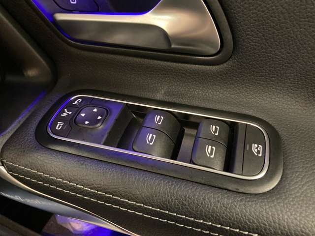 特別低金利1.9％(実質年率)対象車！残価設定型ローンやボーナス併用にて試算も可能でございます。