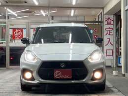 車両の状態をしっかりとご確認いただいた上での販売を大切にしているため、基本的にはご来店いただける方への販売に限らせていただいております。