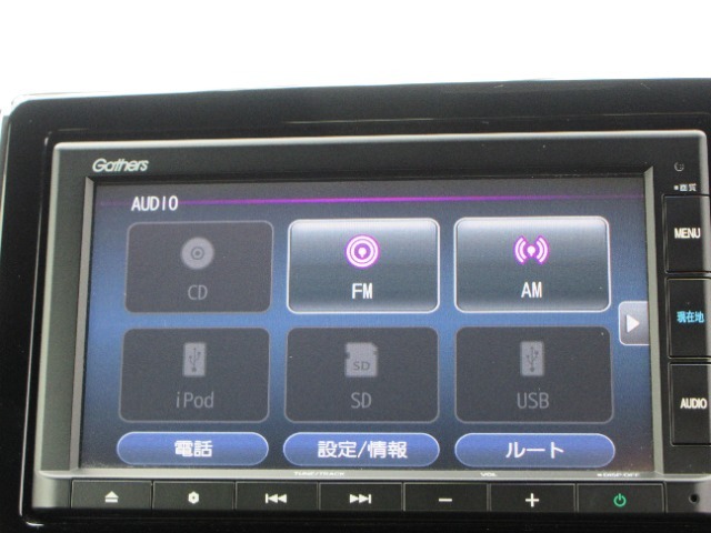 CD、Blurtooth機能、外部オーディオ接続、ラジオなどに対応しています。