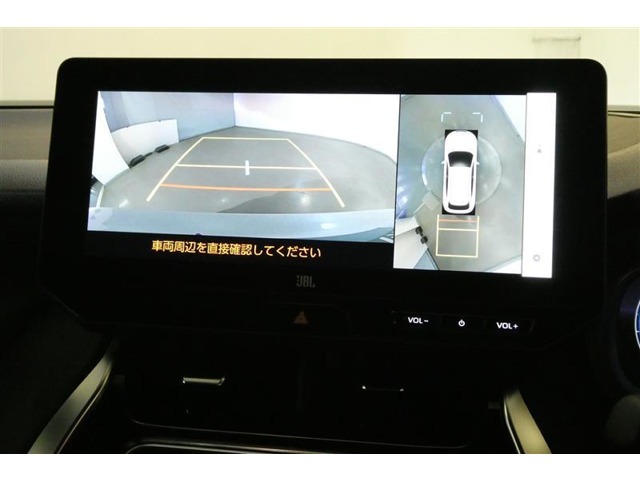 バックギアに入れると、このように後方が映し出されます！最終確認はご自身の目と耳で必ず行ってください！安全第一で！