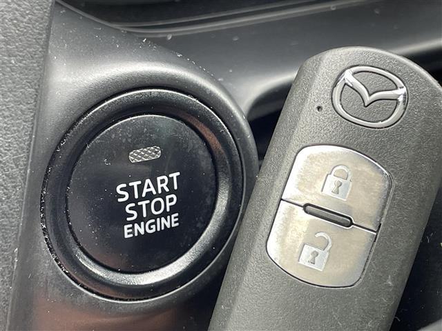 納車前に内外装のクリーニングをいたします。各種コーティング（別途有料）もご用意しておりますので、是非ご相談ください。