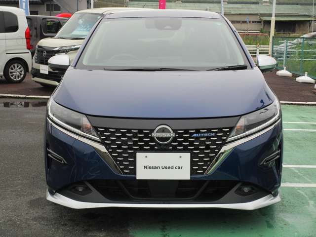 広い展示場には高品質で程度の良いお車を多数展示しておりますよ。他にもおすすめが色々ございます。