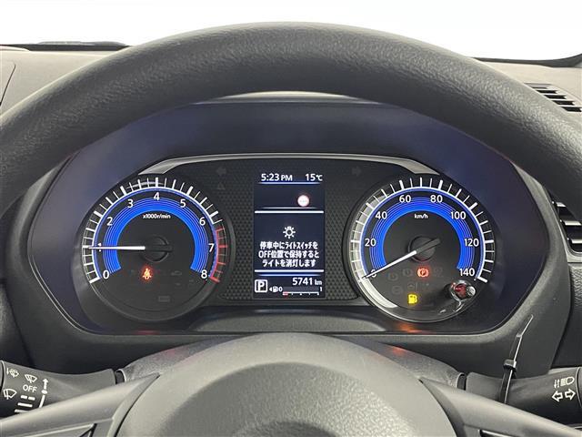 【スピードメーター】メーターがシンプルで見やすく運転しやすいですね！