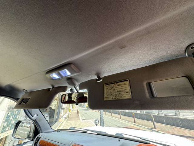 遠方のお客様も大歓迎です！！　全国どこへでも納車いたしますので、お気軽に納車費用など、ご相談ください。