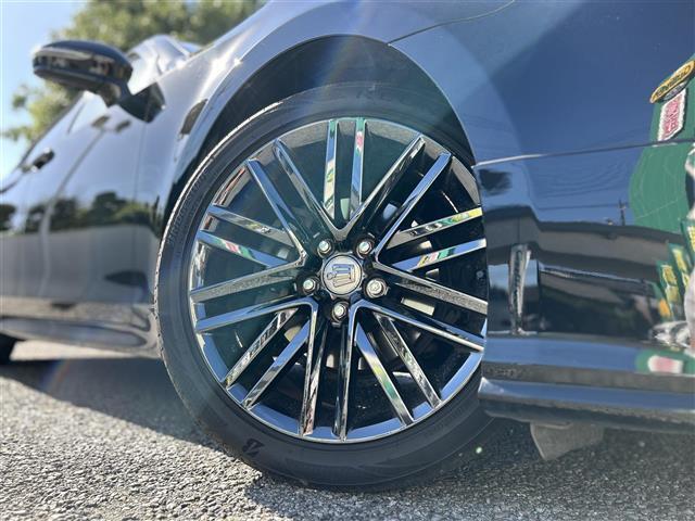 気になる車はすぐにお問い合わせください！画面右側の0066から始まる無料ダイヤルからお問い合わせ下さい！専門スタッフがお車のご質問にお答えいたします！