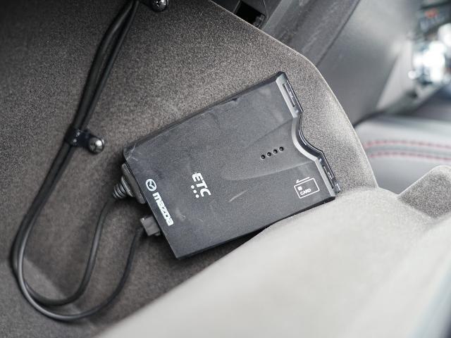 ETC車載器搭載です。スマートICも増えてきており、必須装備といって良い便利装備です。