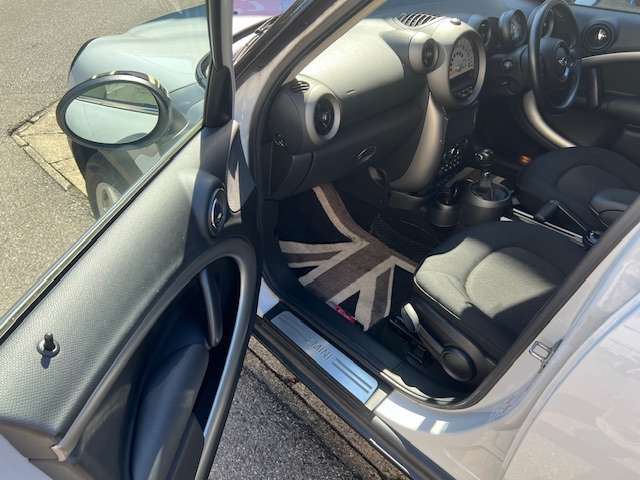 フロアマットはイギリス国旗柄！