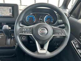 【　ステアリング　】ステアリングはとても綺麗な状態です