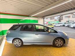 禁煙車です！また、ミラーウインカー・プライバシーガラス付きです！