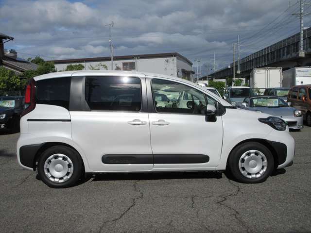 （株）あっぷる関西は業界経験者多数在籍！！新車ディーラー営業・大手中古車ディーラー営業・新車ディーラー整備士など、豊富な知識と経験をお客様の車選びや納車後のサポートをお手伝いさせて頂きます。