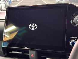 【10.5インチナビ】高級感とインパクトのある大画面ナビを装備。各種オーディオ操作はもちろん、スマホ連携もできる利便性の高いナビです♪