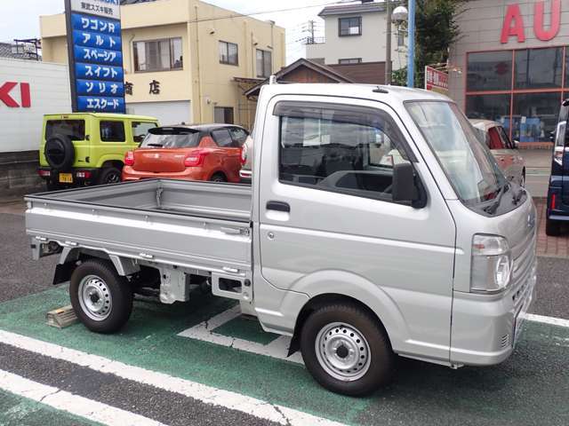 春日部駅からの送迎ご希望のお客様は、お電話の際にお申し出くださいませ！ご遠方のお客様も、お気軽にご連絡お待ちしております！春日部本社営業所【0078-6003-866539】