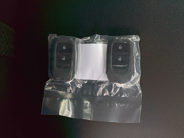 この度は、当店のお車をご覧いただきまして誠にありがとうございます。当店では全国販売・納車も行っております。県によって陸送費用は異なりますのでお気軽にお問い合わせください。