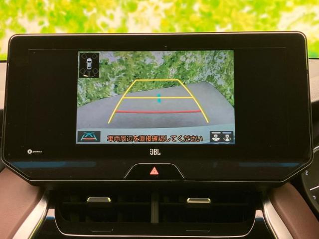 WECARSの展示場では実際に見て、触ってお車をお選びいただけます！知識の豊富な営業スタッフが様々なカーライフをご提案いたします！