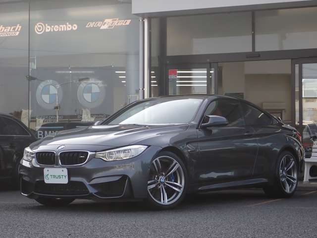 ☆関東運輸局認証工場　自動車分解整備事業　2-6030☆☆プッシュプル式板金塗装ブース完備/STANDOX製塗料を使用しております☆無料代車30台完備！各種メンテナンス、板金作業お任せください！