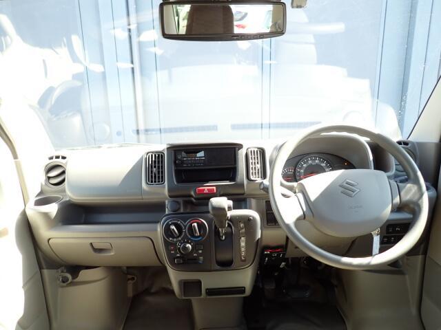 インパネ画像になります。車内は専門業者にて室内クリーニング施工済みなので、大変清潔です。