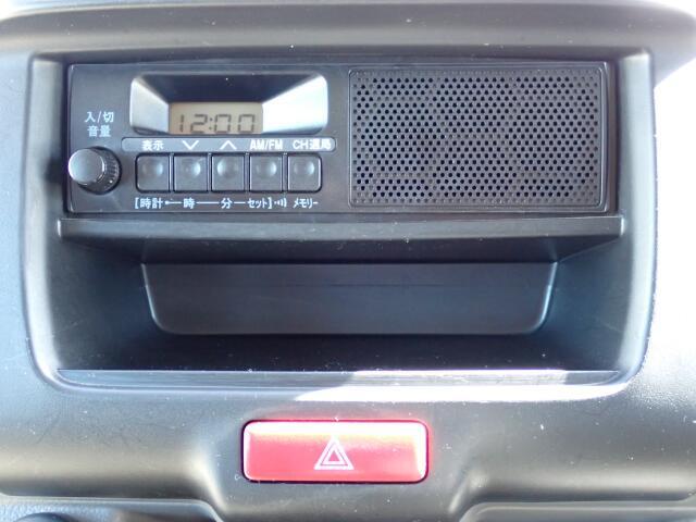 ラジオが付いてます。