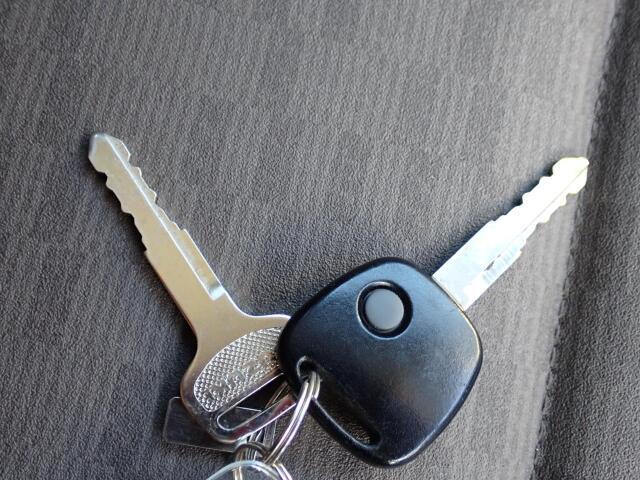 ボタン一つでらくらく開錠、施錠♪リモコンキー付きです