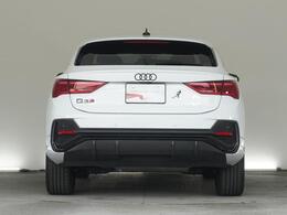 当店はアウディフォルクスワーゲンリテールジャパンの取扱車両でしたら、どちらの店舗のお車でもお取り寄せ可能です。
