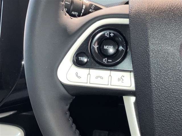 運転中のオーディオ操作はステアリングスイッチで！目線を外さないから安全性がUP♪