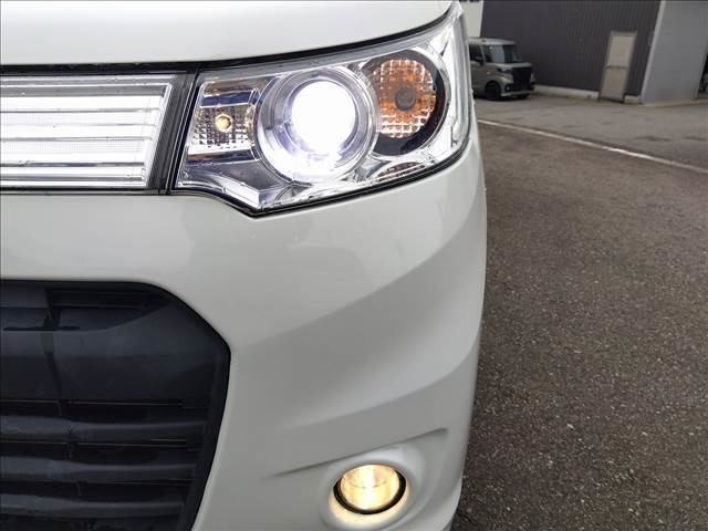 自動車保険の事ならフェニックスにお任せ♪◆保険専門部署があるから安心！◆事故・修理の相談、各種保険手続きは土日でもお電話がつながるので万が一の時でもすぐに対応させて頂きます！