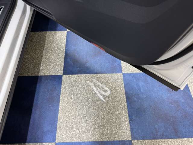 1オーナー　禁煙車　黒革シート　全方位カメラ　純正ナビ　TV　シートヒーター　ドラレコ前後　ETC