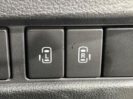【両側パワースライドドア】スマートキーや運転席のスイッチで後席両側スライドドアの開閉が可能♪電動だから力を入れてドアを開ける必要が無く、小さなお子様でも簡単に開け閉めでき快適です♪