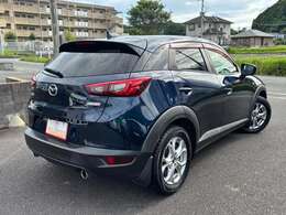 全車、安心の低価格で店頭販売させて頂いております。入庫後は全車スチームクリーナー、リンサークリーナーを使い内装クリーニングしております。納車前整備点検、外装仕上げもご提供。