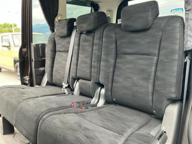 WECARSでは各商談席に大型モニターをご用意しております！見やすい大画面でゆったりと全国の在庫をご覧いただけます！是非ご来店お待ちしております！