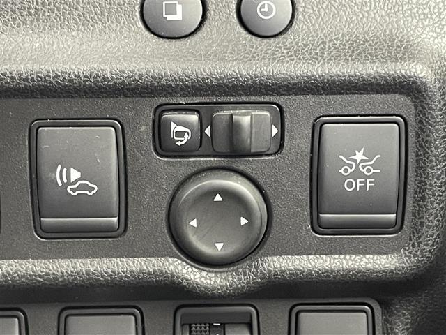 【運転席操作部】快適なドライブを楽しむための機能が装備されています！運転席から触れるので、使いやすいです！除菌プランいれていただくと、さらに清潔で安心していただけます！