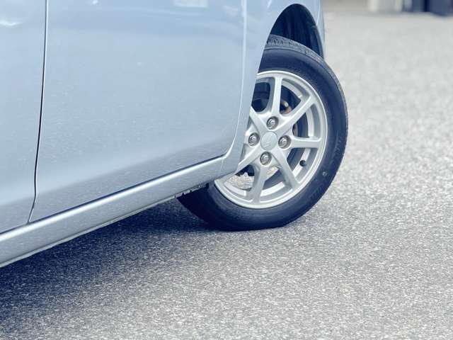 全国納車承ります！全国の方にご安心して乗って頂けるよう車両詳細写真を直接お送りすることも可能です。お気軽にお申し付けください。