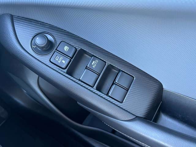 ◆当社のユーカーは入庫時に専門業者による室内外クリーニングを行なってから展示しております♪◆