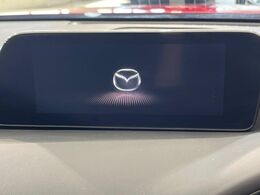 【純正8型ナビ】人気の純正ナビを装備。オーディオ機能も充実しており、Bluetooth接続すればお持ちのスマホやMP3プレイヤーの音楽を再生可能！毎日の運転がさらに楽しくなります！！